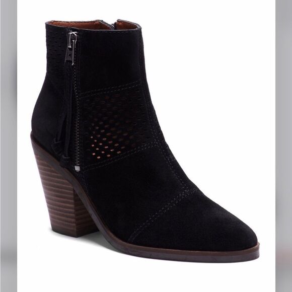 Lucky Brand RAMSES Black Suede Leather Laser Cut PointedToe Zipper Ankle Boots - Picture 2 of 16